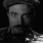 Robert Pattinson and Willem Dafoe go mad in the trailer for ‘The Lighthouse’