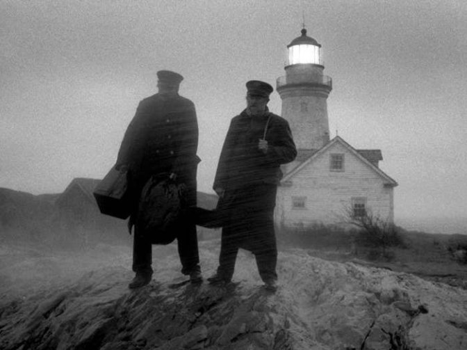 lighthouse-the-2019-002-robert-pattinson-willem-dafoe-long-shot-lighthouse